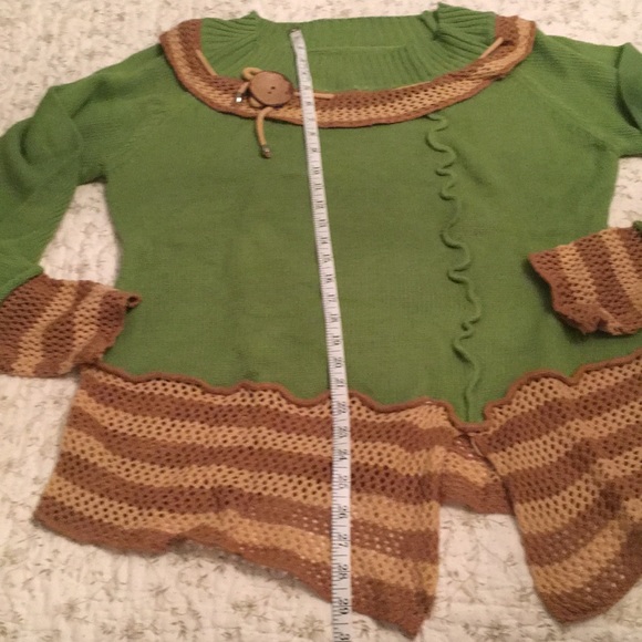 Gorgeous knitted top - Picture 2 of 4